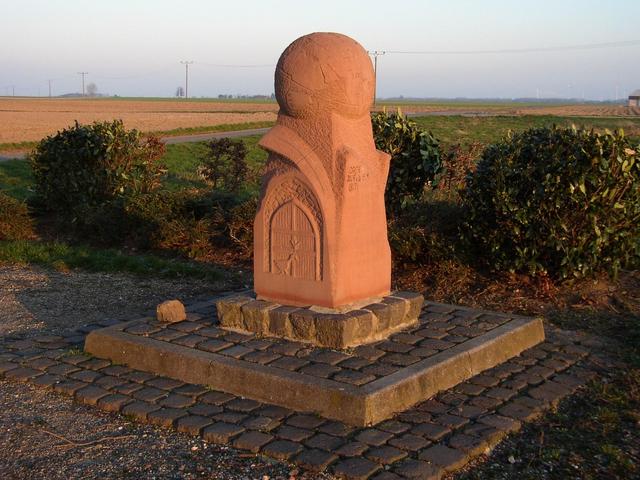 Konfluenz-Skulptur / Confluence-Sculpture (Potsdam Datum)