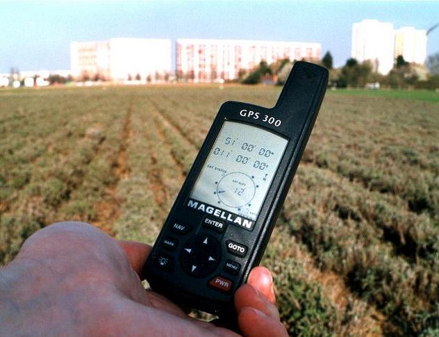 GPS, view E, markant block-habitats in background