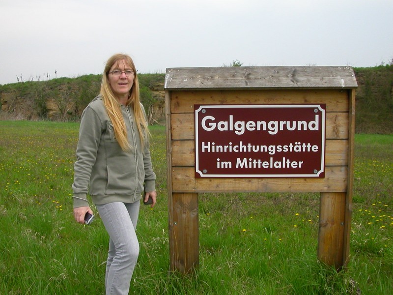 An ancient execution place 1 km east of the confluence