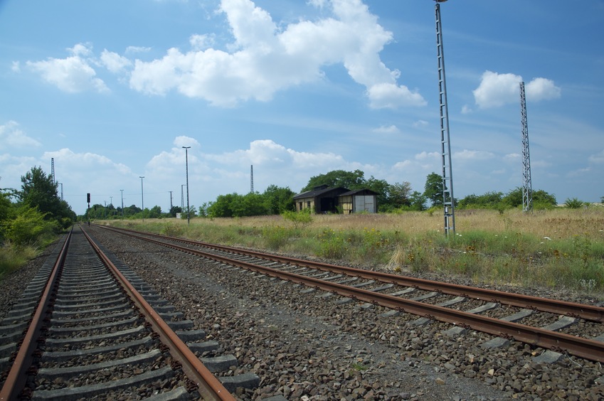 The disused railroad tracks, about 70 meters from the confluence point