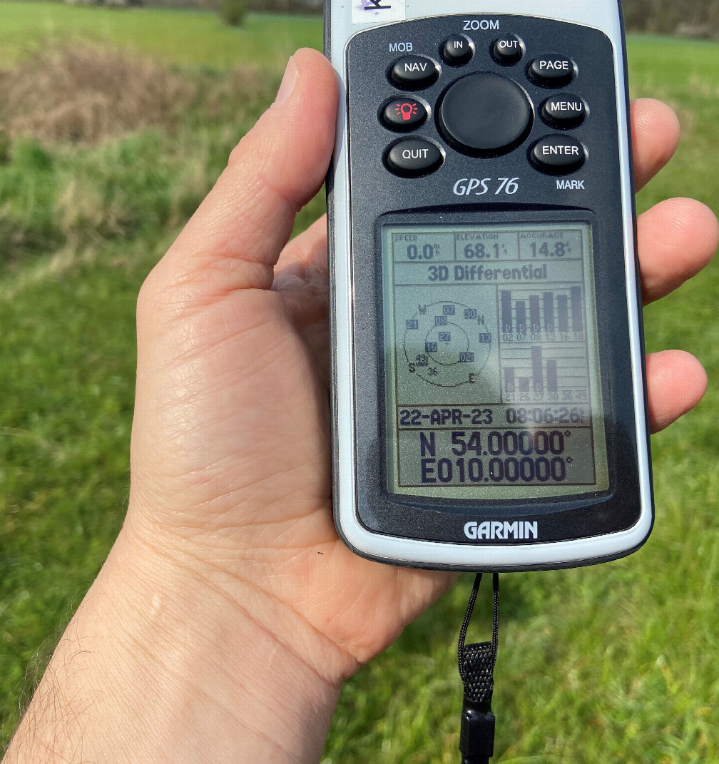 GPS reading on receiver at 54 N 10 E. 