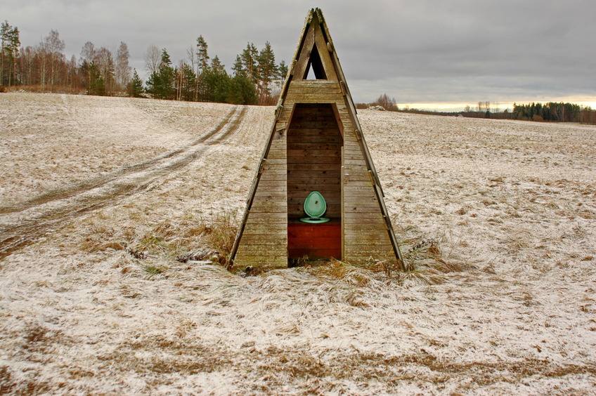 Field restroom