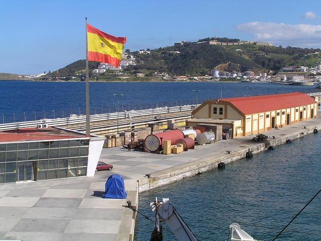 The CEPSA oil terminal for refuelling ships