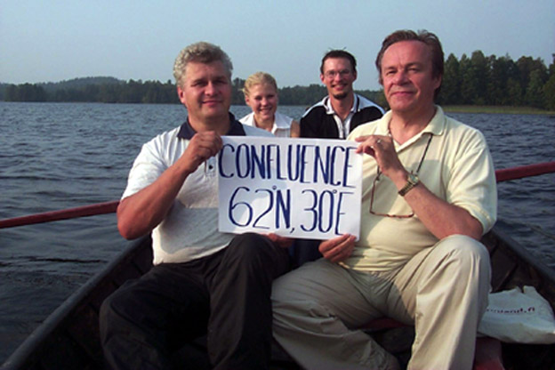 Mr Markku Lappalainen, Ms Hanna Alanen, Mr Matti Oksanen and Mr Vesa Jaakola at the very Confluence