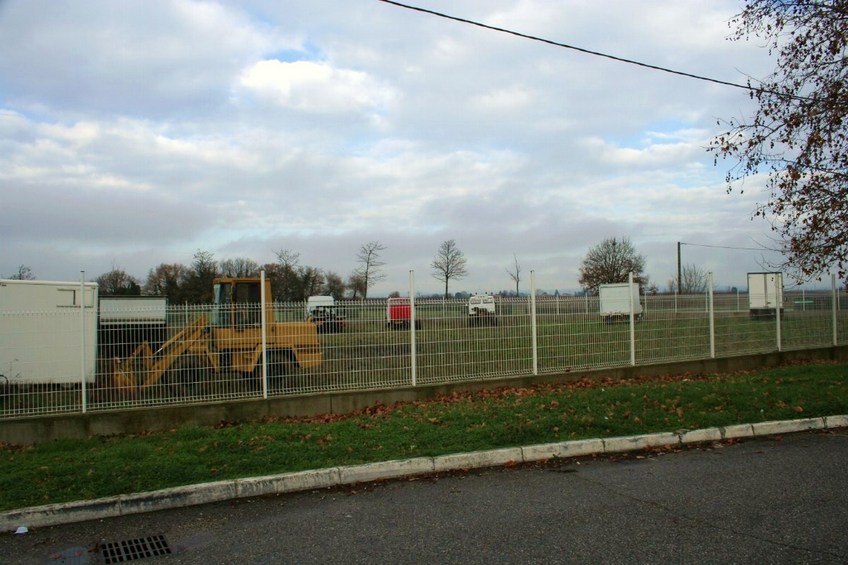 The fence and view to the North