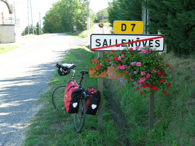 Exit Sallenoves
