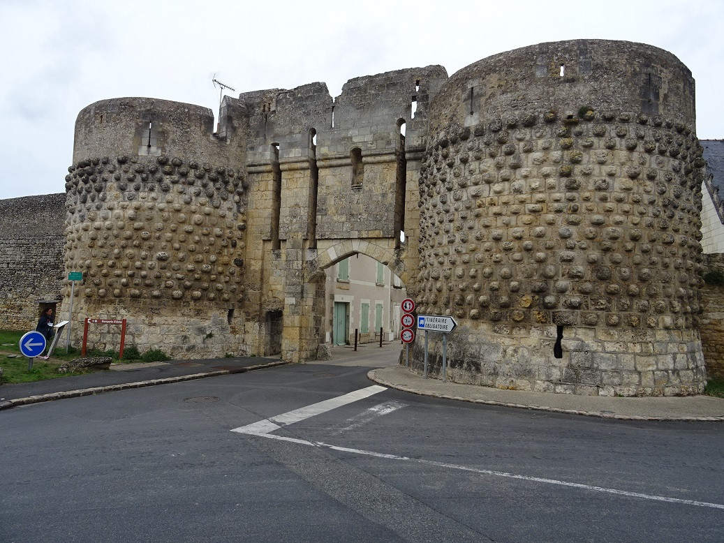 Montreuil Bellay fortifications