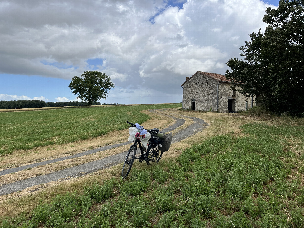 My bicycle waiting on the road to la Corbini&egrave;re