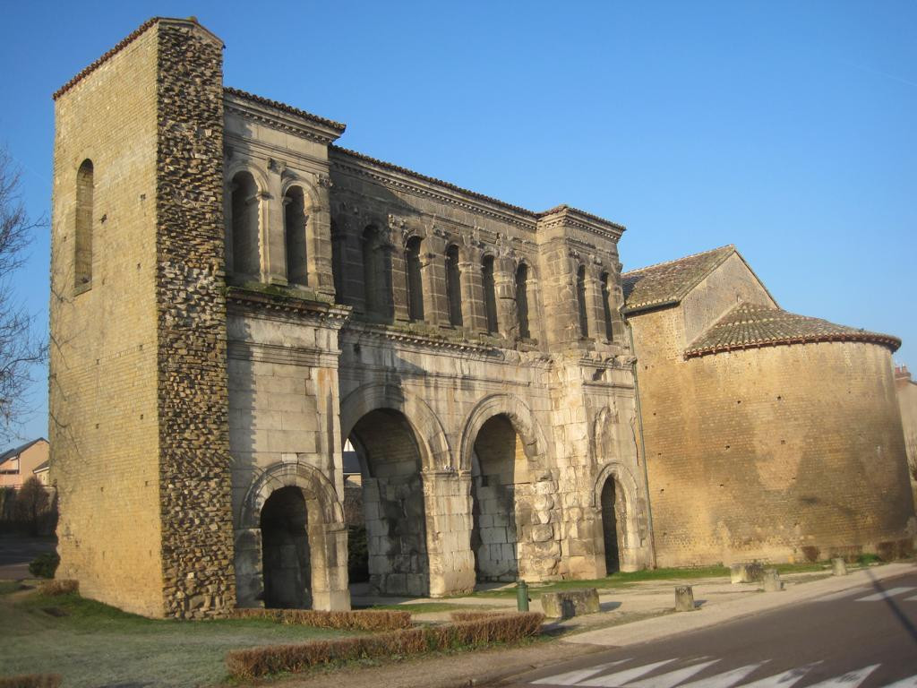 Autun, town gate Saint Andre