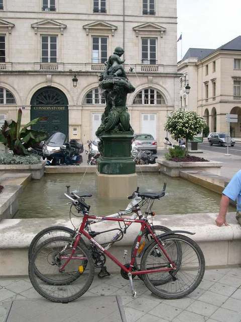 Bikes on the cathedral place