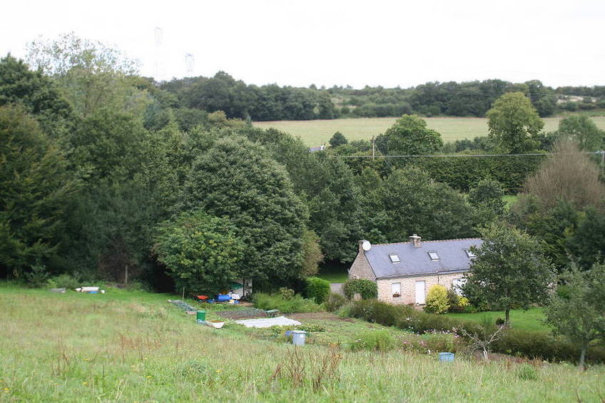 North: The house next to the confluence 