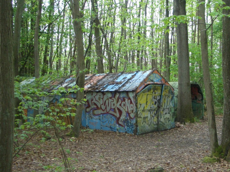 Shelter of the local mountainbikers?