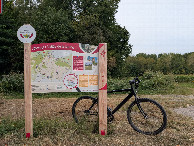 #7: the cycle network map with the confluence just 10m away