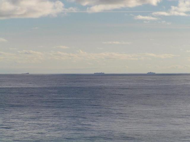 An uninterrupted chain of ships rounding Ushant