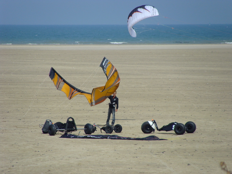 If the wind’s between 8 and 20 mph, it’s a great place to parafoil buggy!