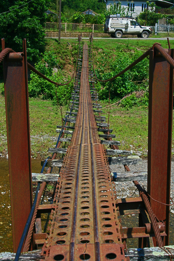 Sandladder-bridge across the Shuti