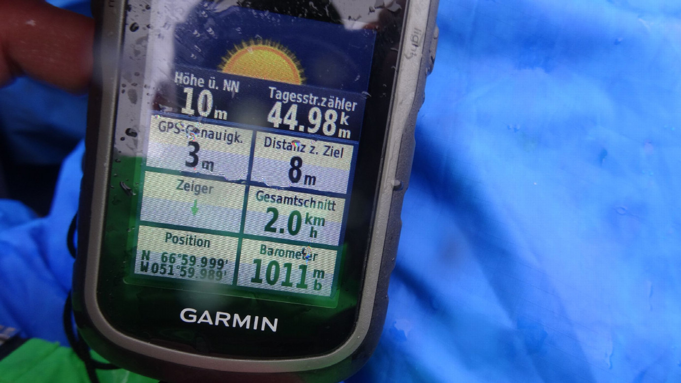 GNSS reading at 67N-52W