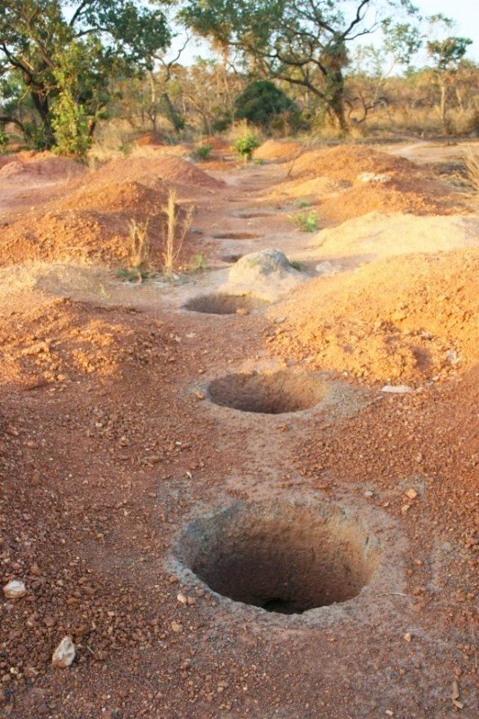 Some holes, gold is 15 m deep!