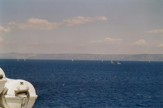 Looking west, towards the confluence, background: Island of Hvar