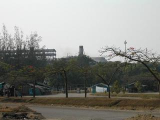 #1: The general direction of the confluence from the main road.