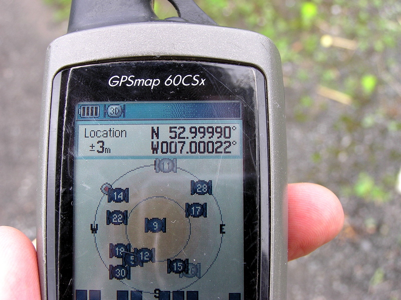 My GPS receiver, 20 meters from the confluence point