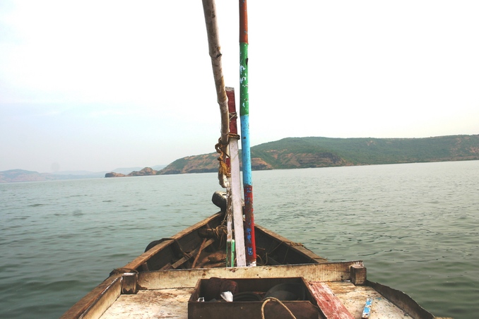 The easterly view of the coast from the confluence point