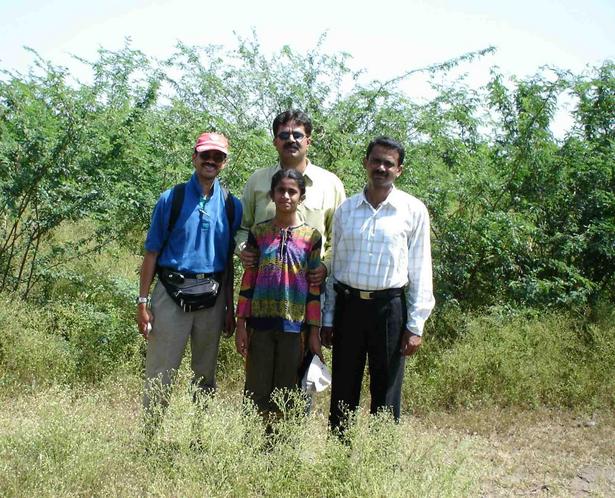 Lakshman, Goda, Vinod & Kishore at 20N75E