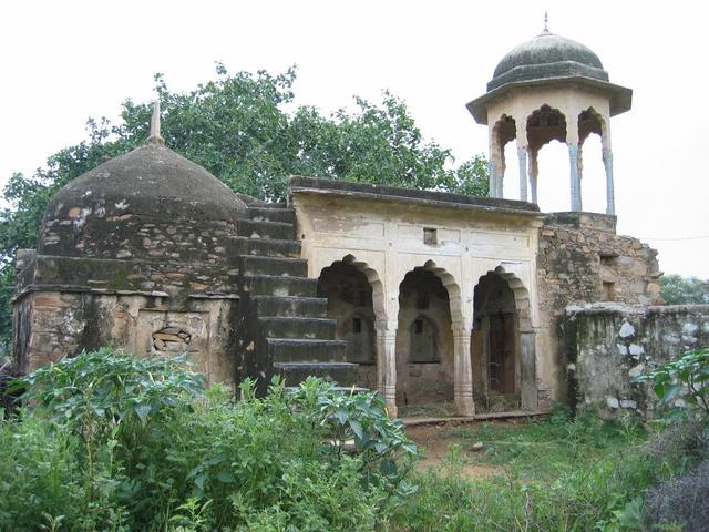Mughal-era ruins in the village of Maroli