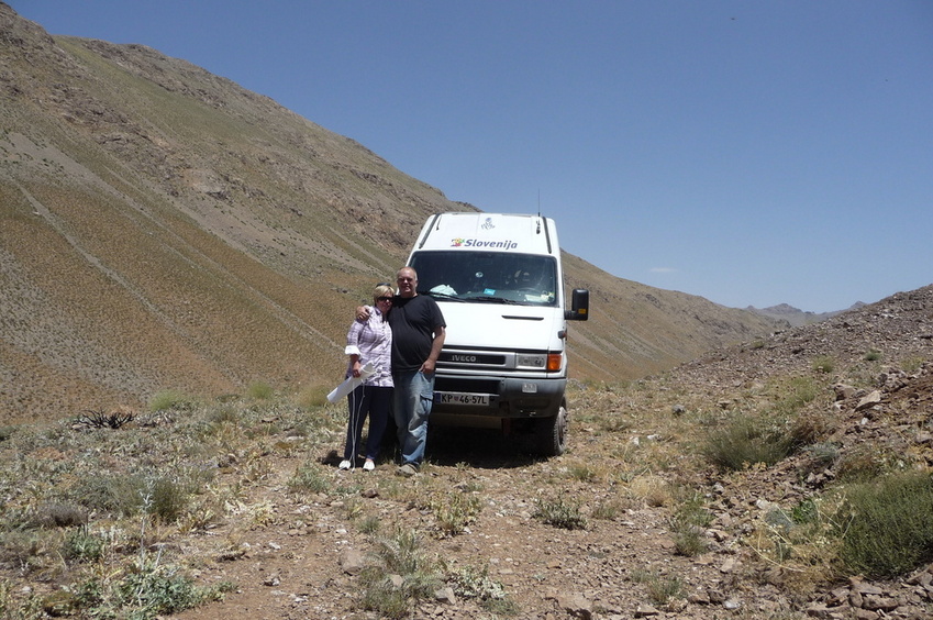 The happy CP visitors and our faithful Riml on the altitude of 3124 m