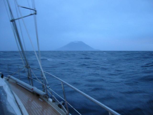 The mighty Stromboli SE of confluence