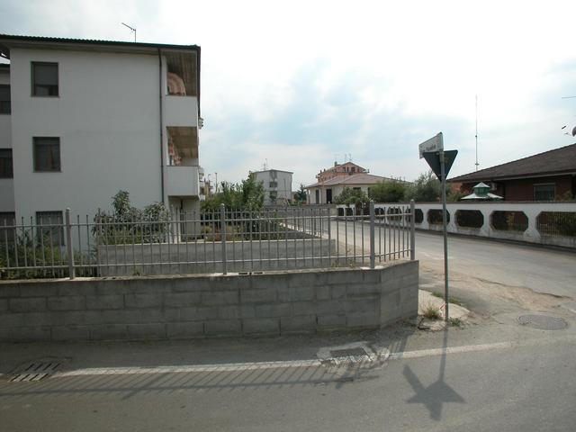 View west / Blick nach Westen