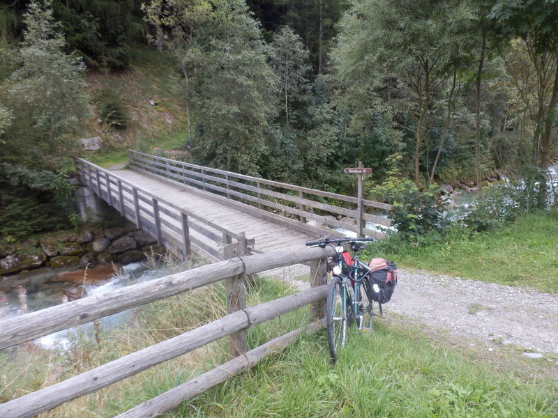 The Bridge to Cross the River Ahrn