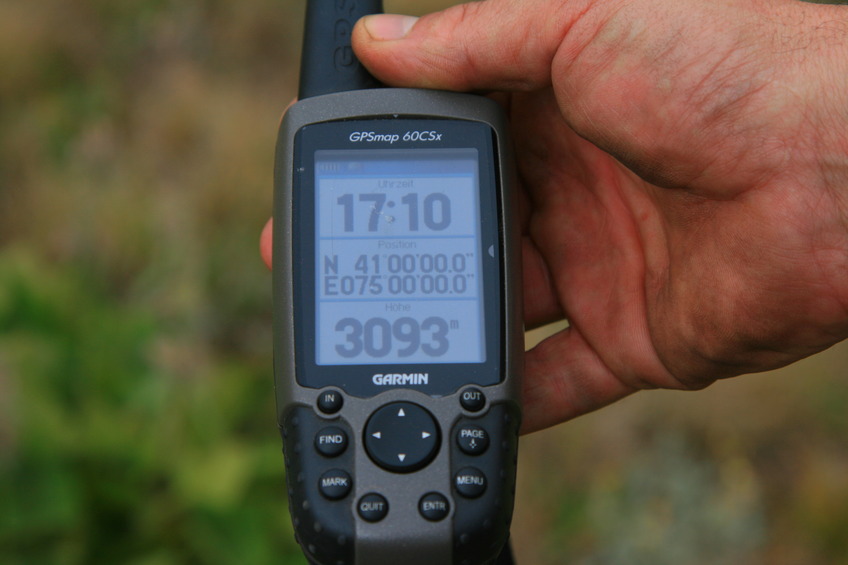 GPS Zero with tons of marmots and an eagle above the Këkdzhar Valley