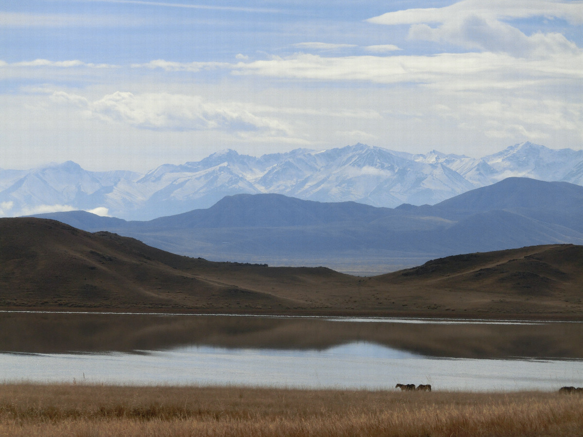 Lake Tuzkol and Tien Shan Mountain Range