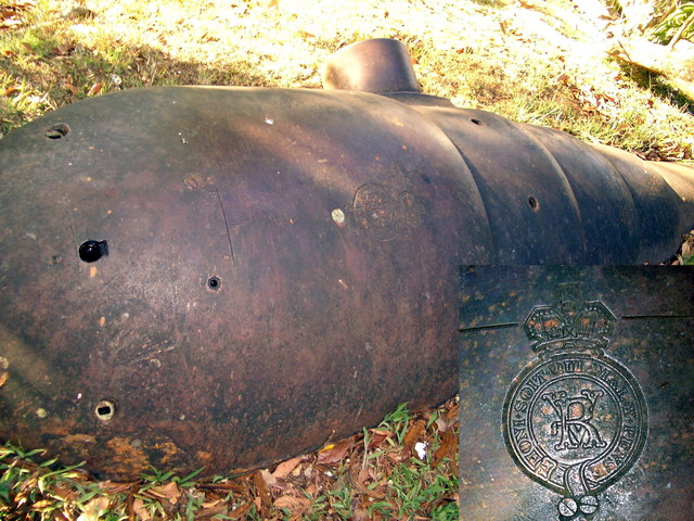 Old 12 ton muzzle loading cannon