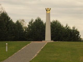 #1: General view – granite column as monument