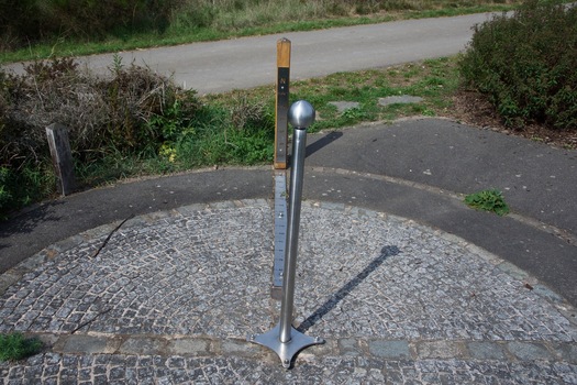 #1: The confluence point has an official marker - which is quite accurate!