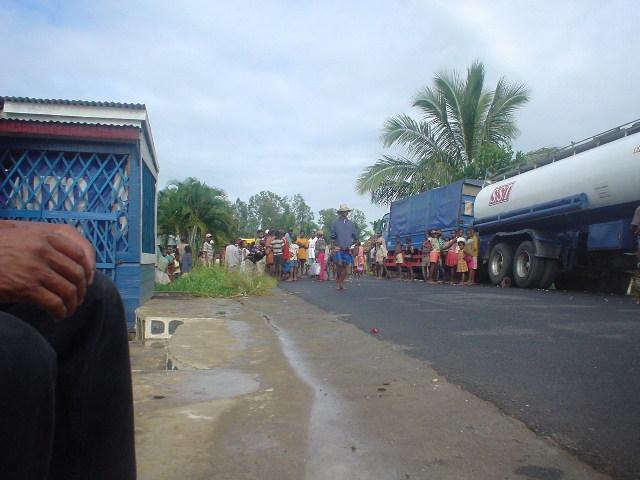 Sidewalk scene in Ambitobe