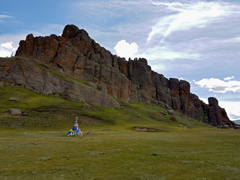 Ovoo at Naryn Gichgzny-Gol 