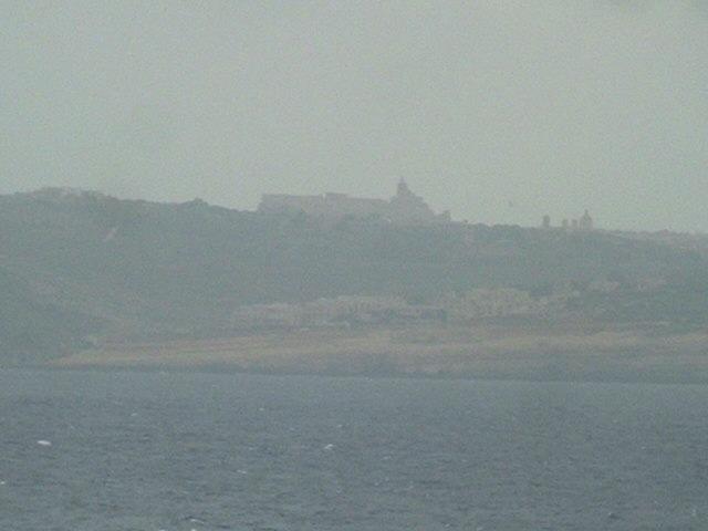 A closer look to Victoria with its cathedral