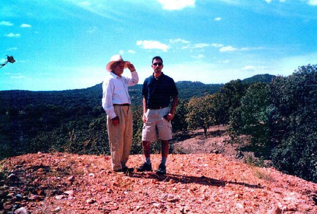 5: Agustin Del Rio (father & son), right at the edge below which confluence was found.