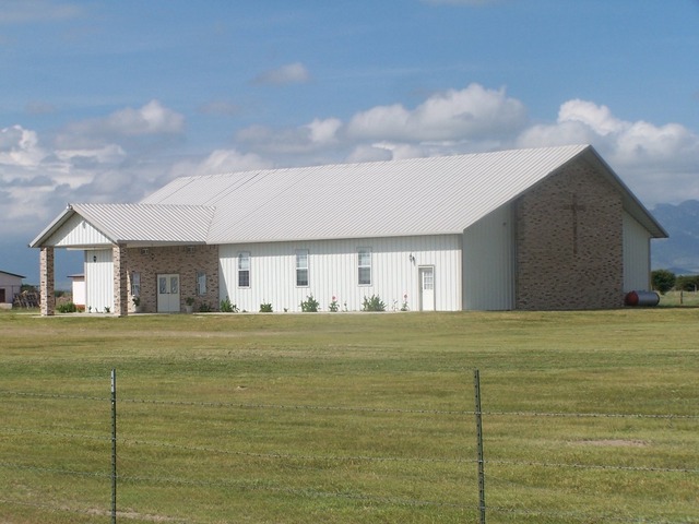 Iglesia en Campos Menonitas