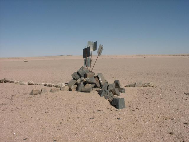 Mining claim beacon