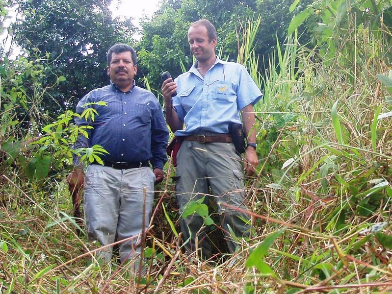 Armando Tercero Gamez & Luc English standing at 13N 85W