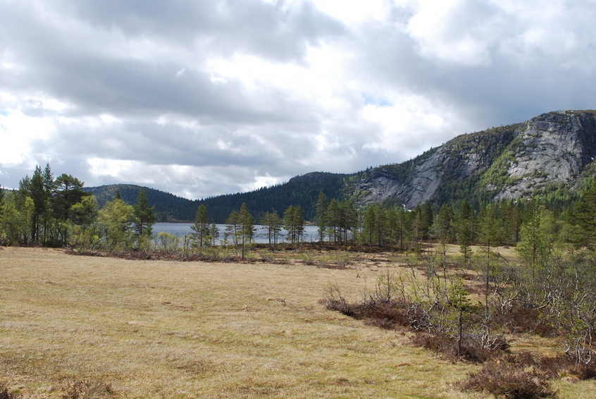 lake Korkstøyltjønn within sight