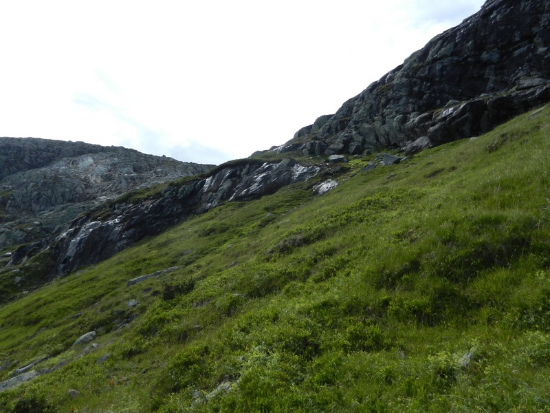 Very steep scrambling up from the trail