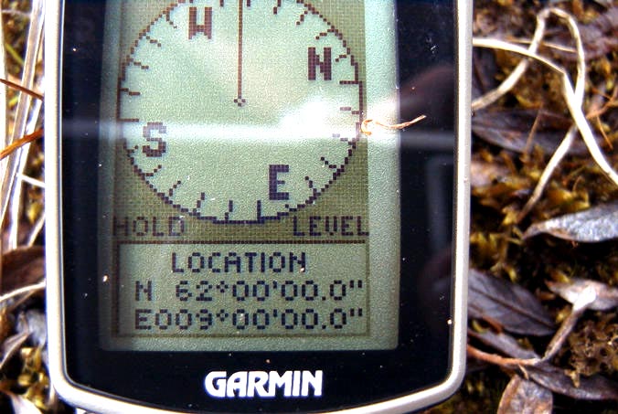 The reading of the Garmin etrex summit.