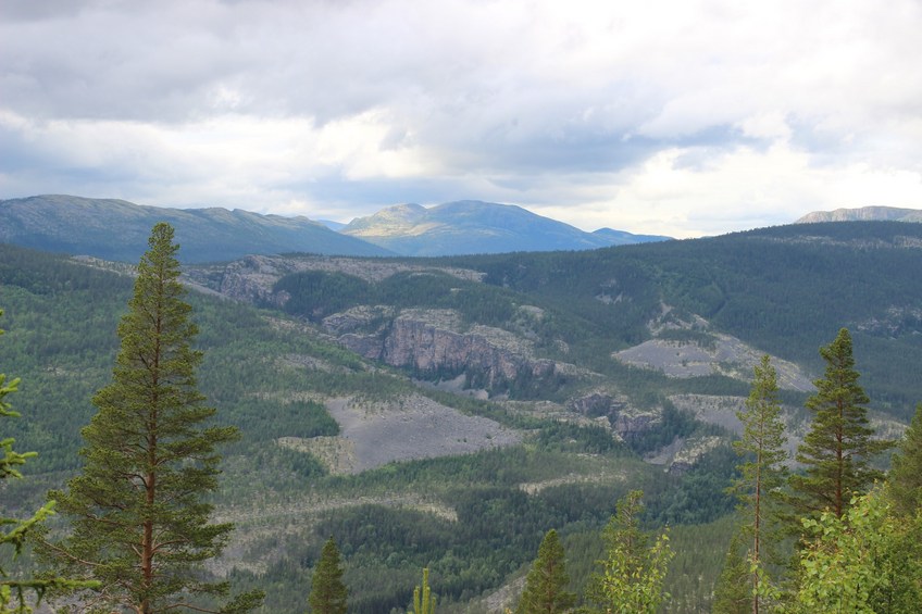 view on canyon Jutulhogget