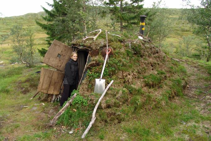 Mortenskåten, the NTNUI-cabin 2.8 km away from the confluence, view outside