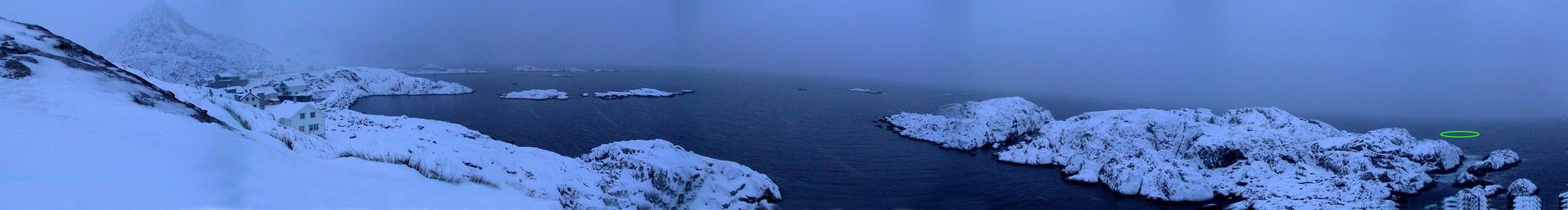 Panorama with approximate confluence point, Nyksund to the left